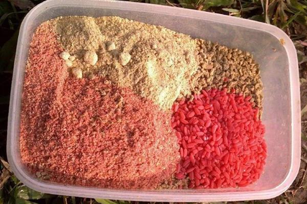 南极磷虾狂拉的简介，属于腥香型商品饵料