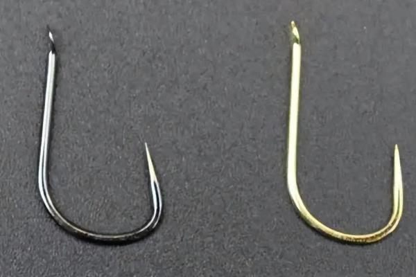 钓鳊鱼适合用哪种窝料，玉米、青草、颗粒饵料被经常使用