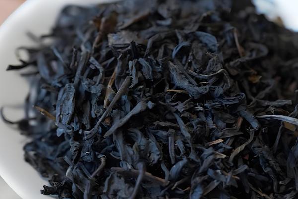 黑茶与普洱茶的区别,原料和发酵方法均不同