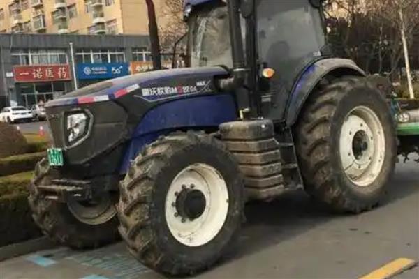 拖拉机冬季收车要注意什么,收车后要把冷却水放出来避免结冻