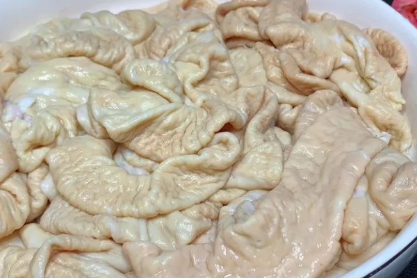 猪大肠和小肠如何分辨,可以从大小和切口等分辨