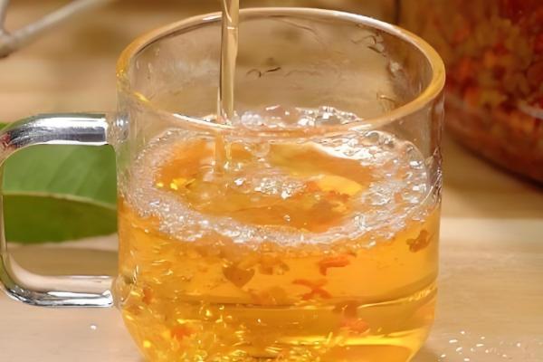 桂花酒如何制作,尽可能采摘新鲜的桂花