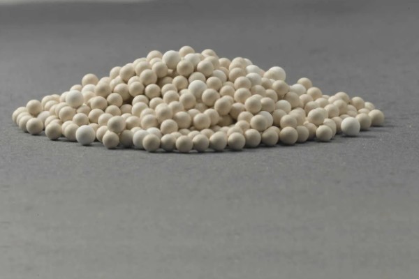 钙镁磷肥有什么使用特点,适合当作基肥而且要深施