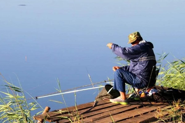 三月小雨好不好钓鱼，好钓鱼