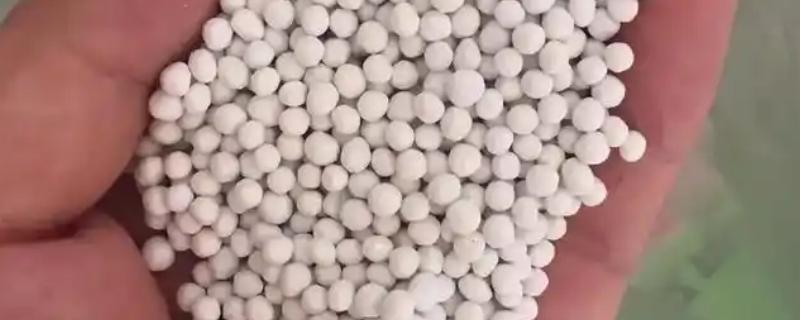 复合肥的好坏怎么区分，品质好的肥料颗粒比较均匀