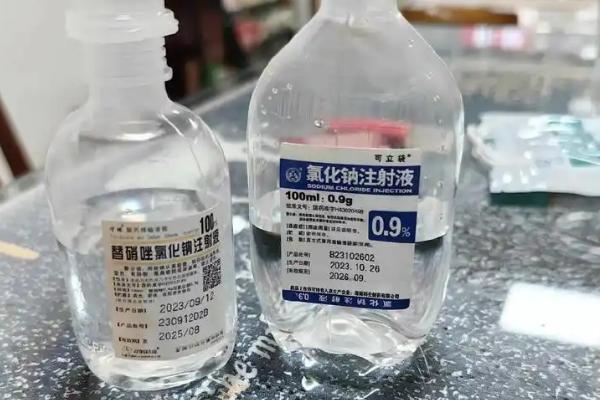 怎么对猪使用输精管，涂上润滑液再开始输精