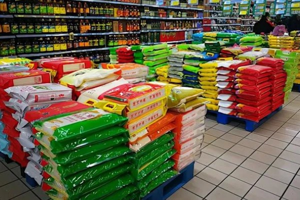粮油店夏天如何保存大米和面粉，必须使空气流通