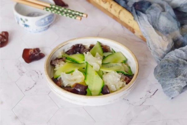 黑木耳怎么做才好吃，以下三种烹制方式可制作美食