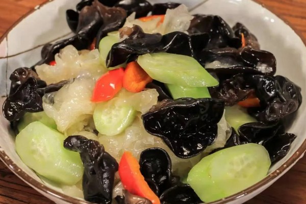 黑木耳怎么做才好吃，以下三种烹制方式可制作美食