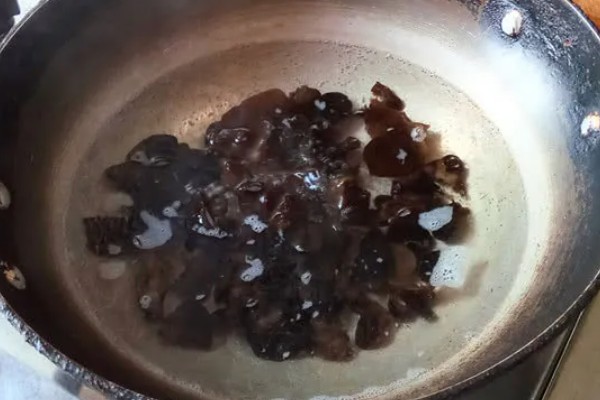 黑木耳怎么做才好吃，以下三种烹制方式可制作美食