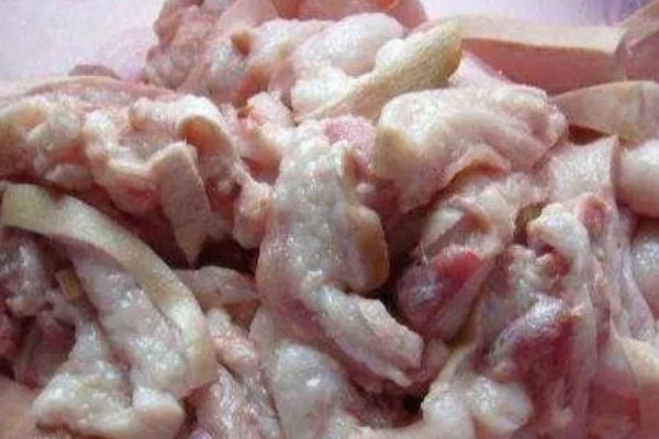 为什么猪脖子肉不能吃，因为含有大量的淋巴