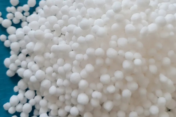 氮肥是什么肥料，是一种以氮元素为主的肥料
