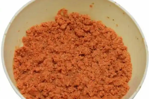 小杂鱼太多怎么钓鲫鱼，建议用清淡的饵料