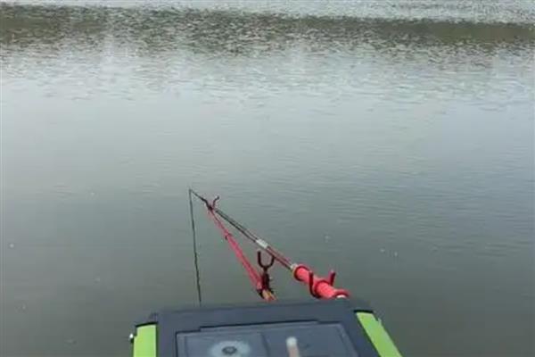 为什么传统钓的人不多了，因为诱鱼能力不强