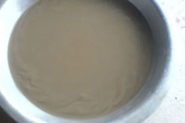 草木灰怎样杀虫又省钱,用10公斤草木灰兑水50公斤