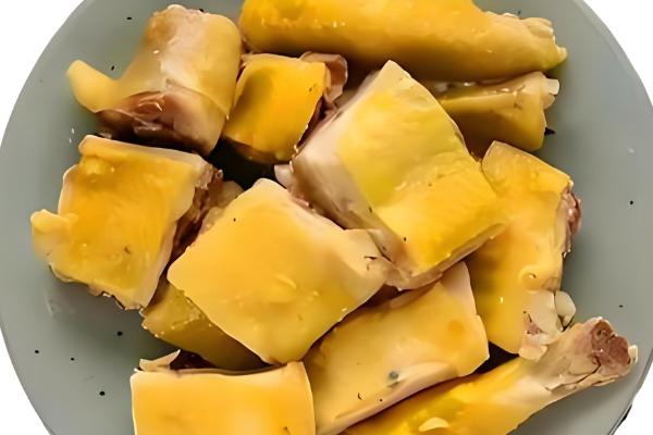 河田鸡的养殖技术,首先要做好温度的管理