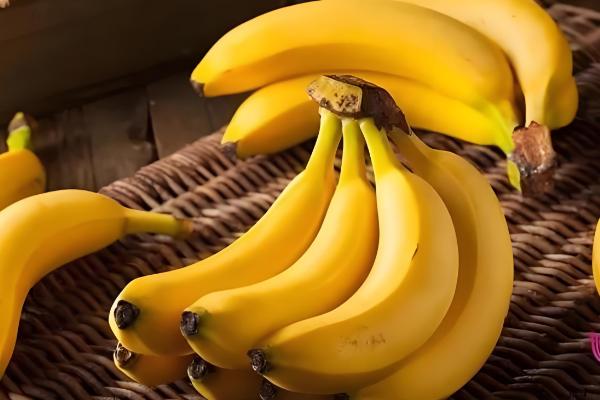 催熟香蕉和自熟香蕉如何辨别，看外观即可