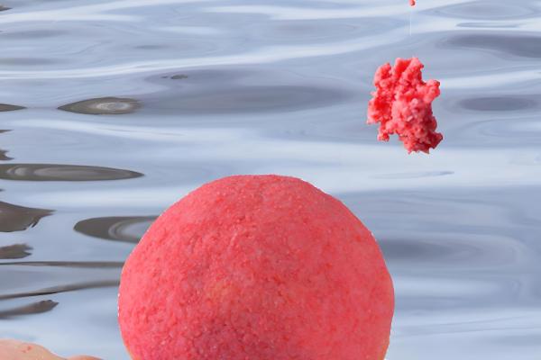 钓鲢鳙怎么挂饵，一般都是用雾化快的散饵