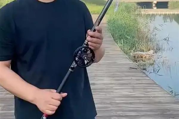 谷麦竿适合用长节还是短节，应根据钓场环境做选择