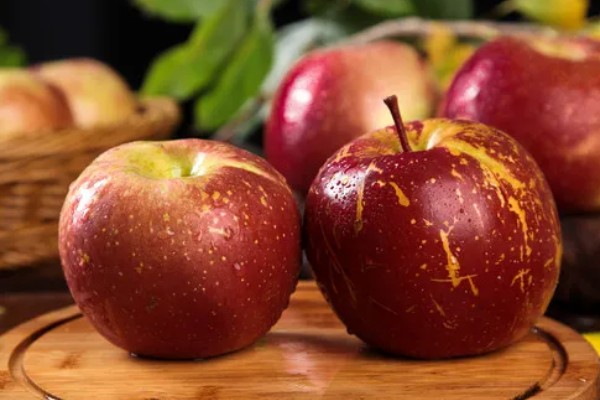 丑苹果的知名产地，四川、云南产出的丑苹果品质较好
