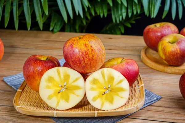 丑苹果的知名产地，四川、云南产出的丑苹果品质较好