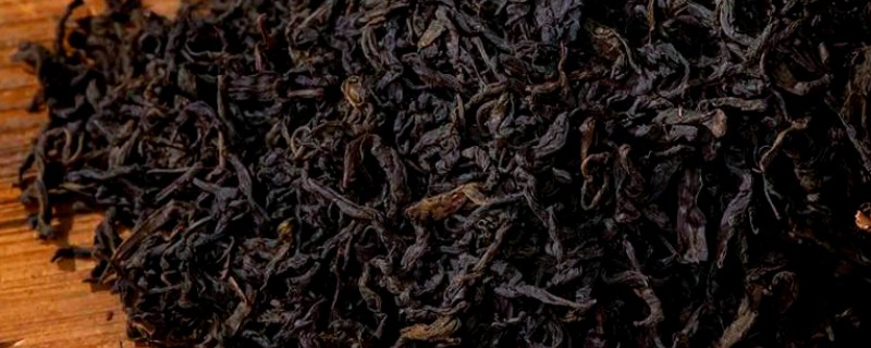 黑茶与普洱茶的区别，原料和发酵方法均不同