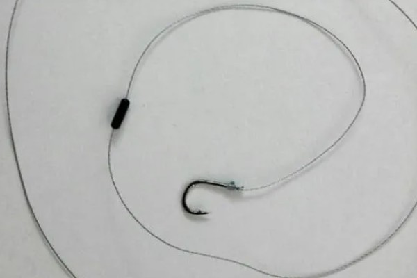 6号伊豆钩搭配几号子线，与1.0号子线、1.2号或1.5号主线一起使用较合适