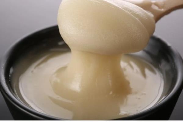 椴树蜜和百花蜜的区别，定义和蜜源均不同