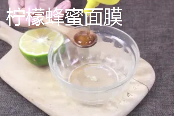 能否天天用蜂蜜洗脸,频繁使用反而对肌肤不利